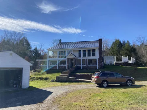 11 Oak Drive Gilsum NH 03448