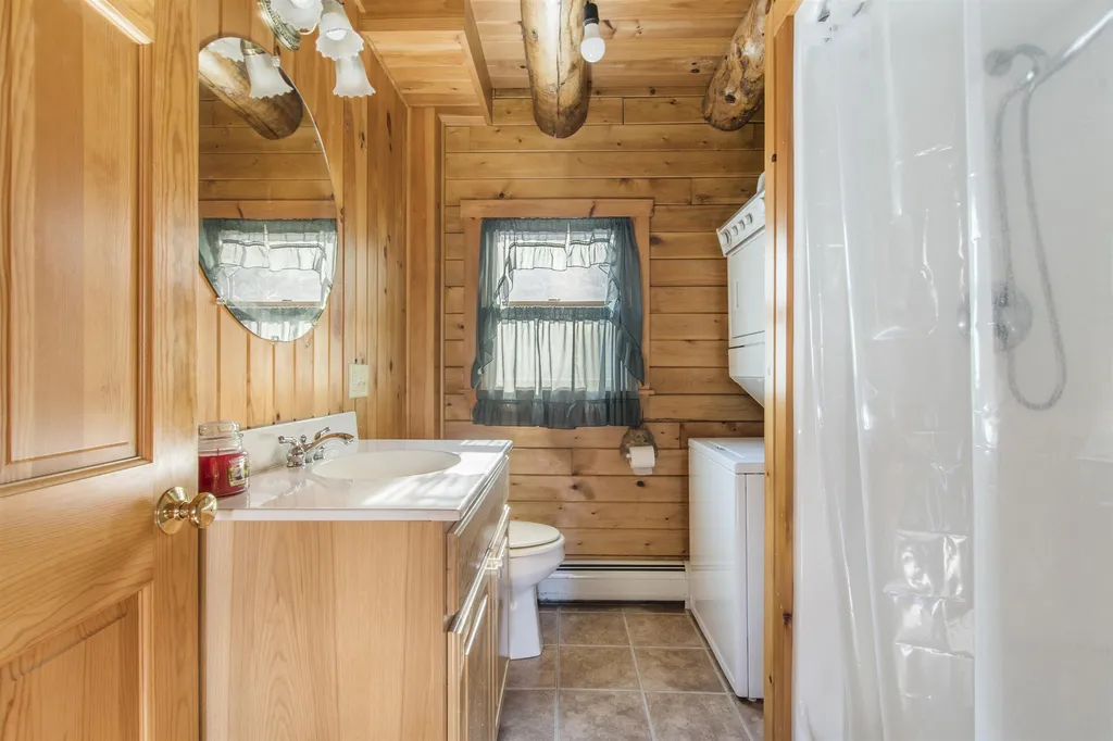 948 South Hill Road Stewartstown NH 03576