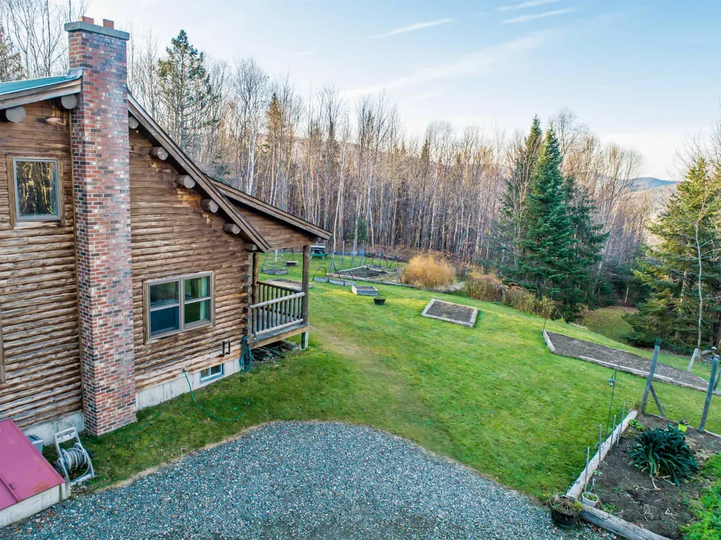 948 South Hill Road Stewartstown NH 03576