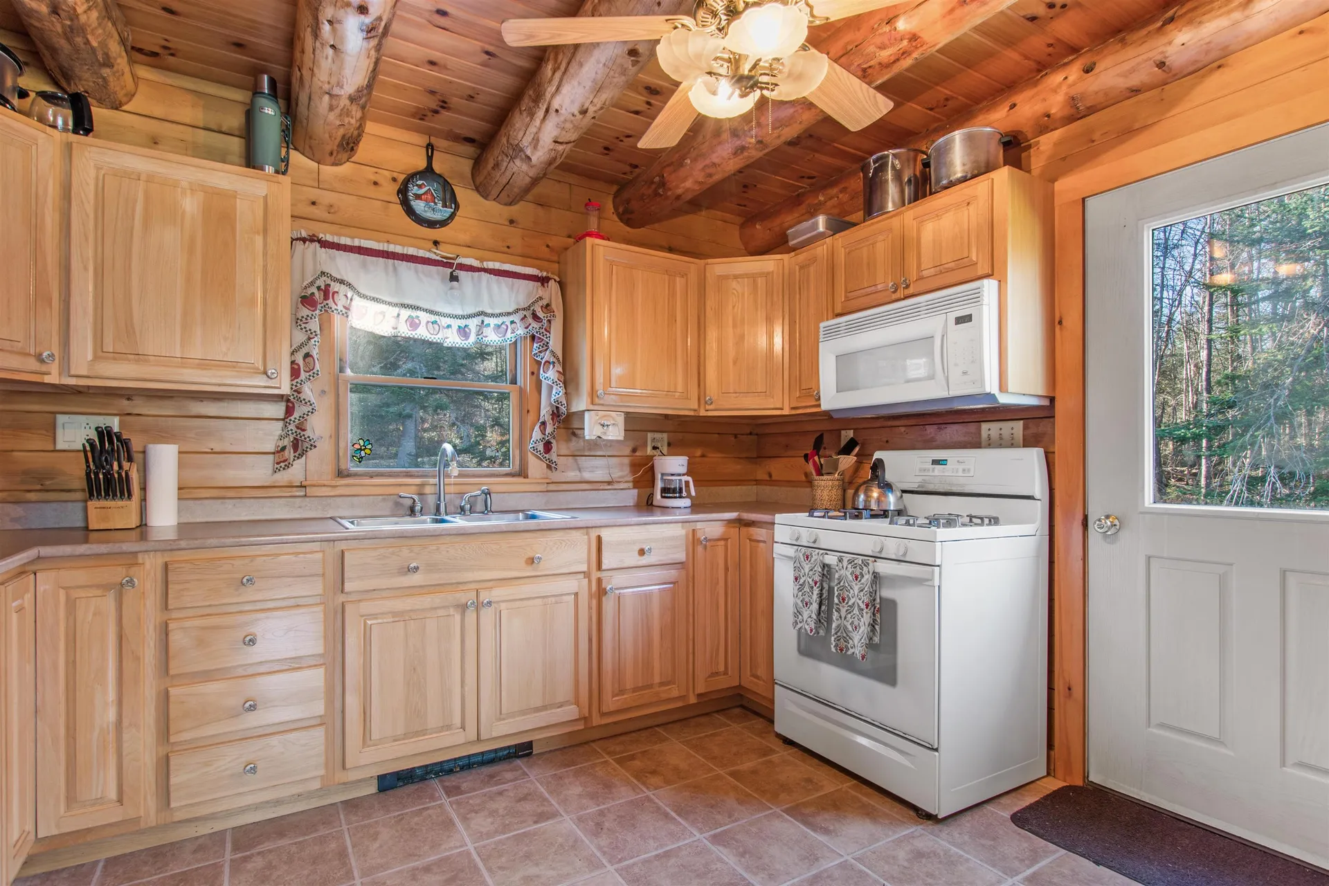 948 South Hill Road Stewartstown NH 03576