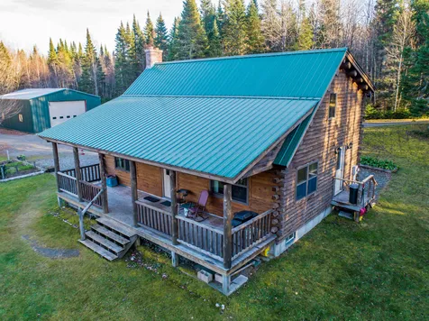 948 South Hill Road Stewartstown NH 03576