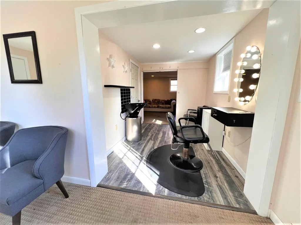 60 Liberty Lane Keene NH 03431