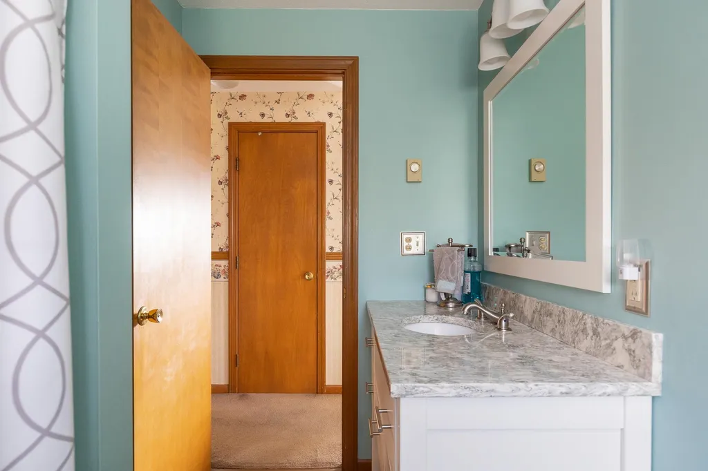 18 Cano Drive Barre Town VT 05641