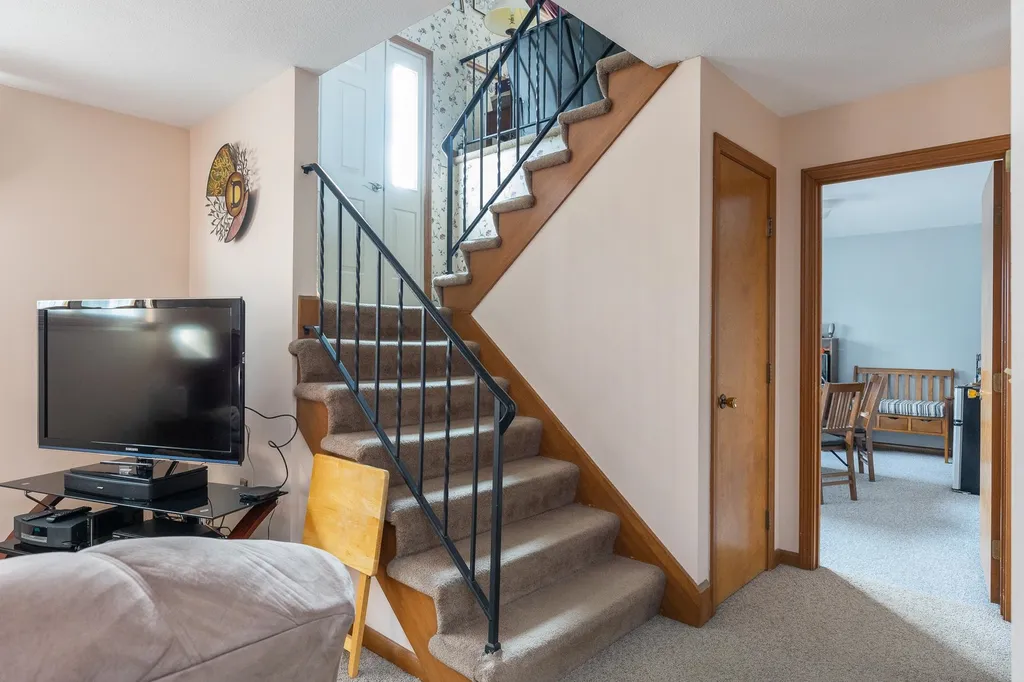 18 Cano Drive Barre Town VT 05641