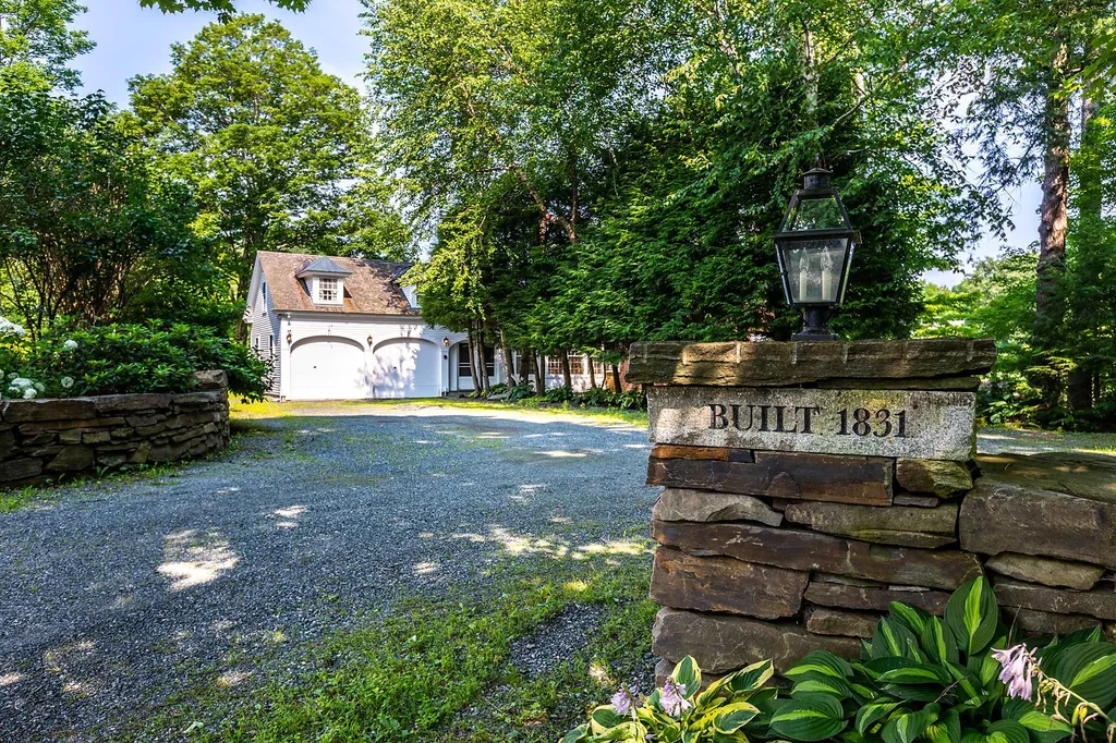 89 Academy Circle Woodstock VT 05071