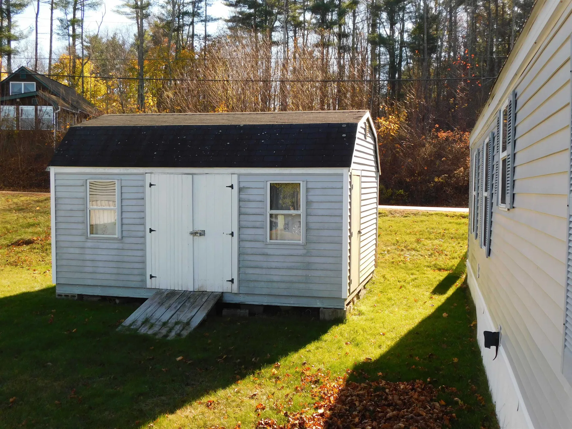 3 Parker Avenue Raymond NH 03077