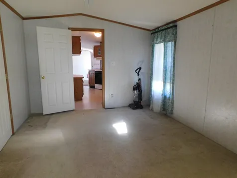 3 Parker Avenue Raymond NH 03077