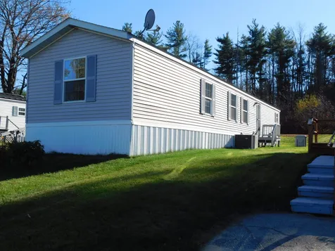 3 Parker Avenue Raymond NH 03077