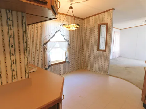 3 Parker Avenue Raymond NH 03077