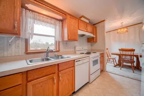 3 Oak Hill Drive Hampstead NH 03841