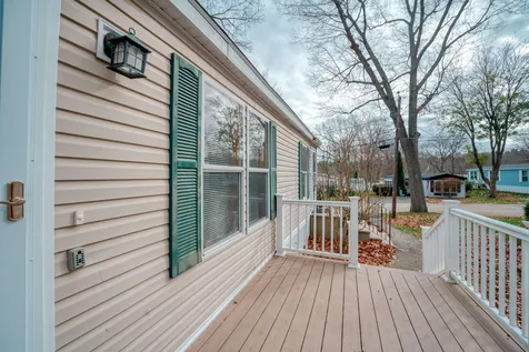 3 Oak Hill Drive Hampstead NH 03841