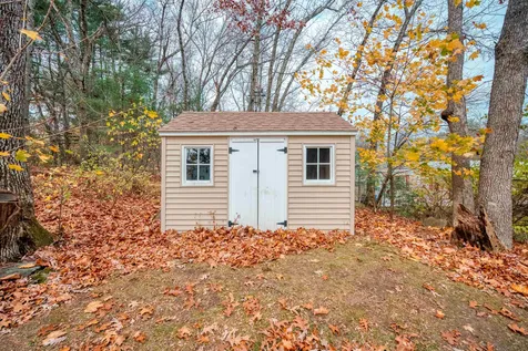 3 Oak Hill Drive Hampstead NH 03841