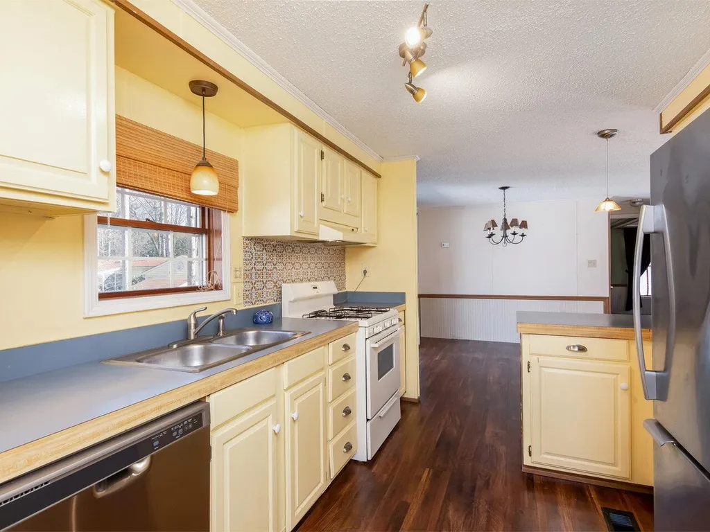 148 Williston Woods Road Williston VT 05495