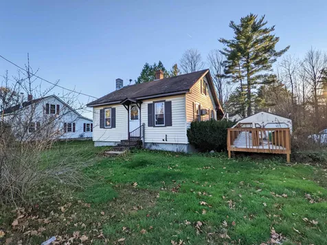 15 Brock Street Rochester NH 03867