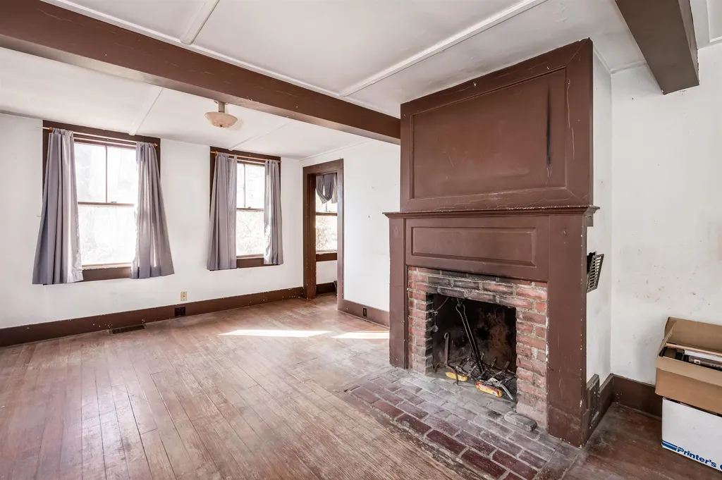 81 Dover Road Durham NH 03824