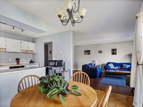 166 N Twin Oaks Terrace South Burlington VT 05403