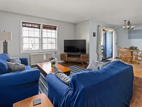 166 N Twin Oaks Terrace South Burlington VT 05403