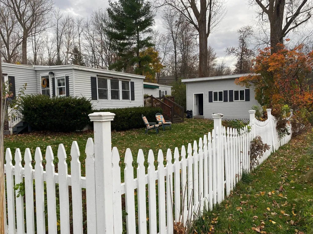 272 Penny Lane Shelburne VT 05482