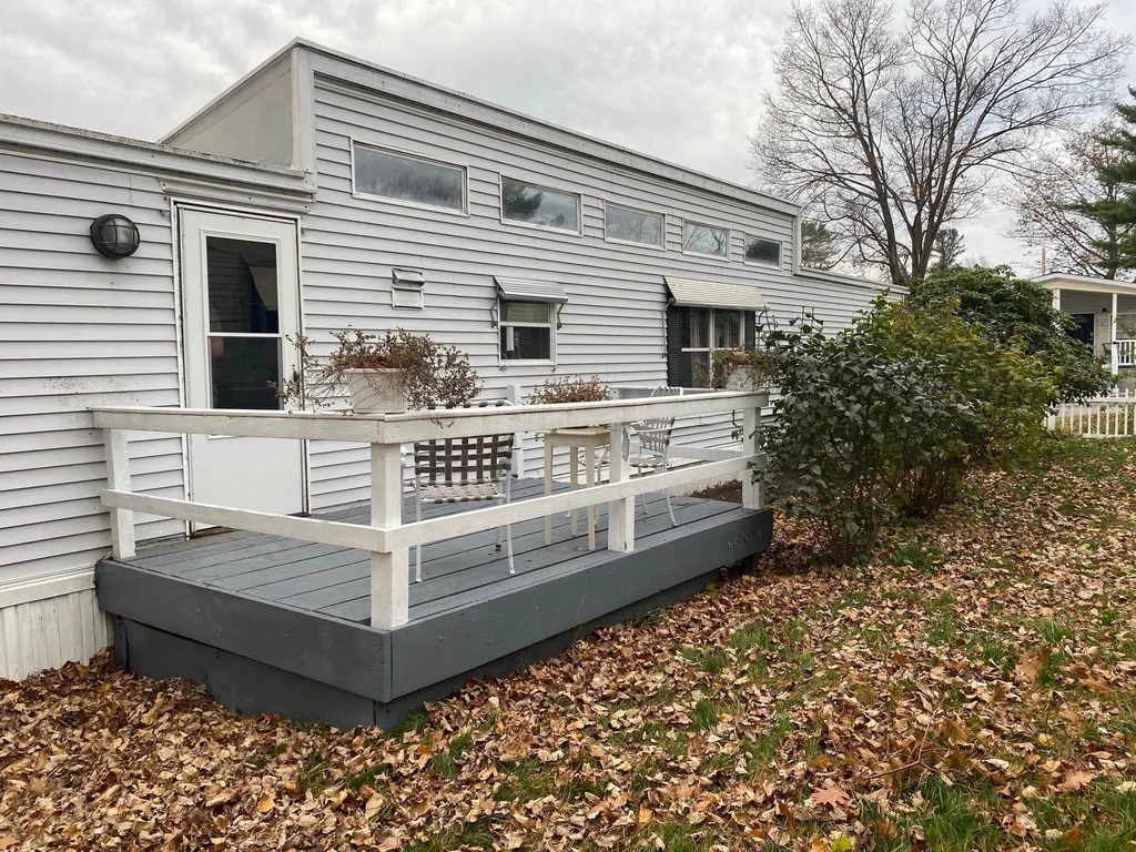 272 Penny Lane Shelburne VT 05482