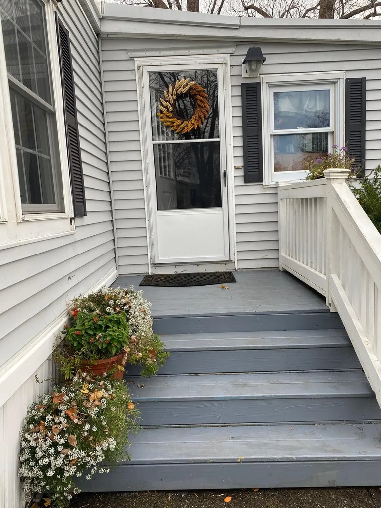 272 Penny Lane Shelburne VT 05482