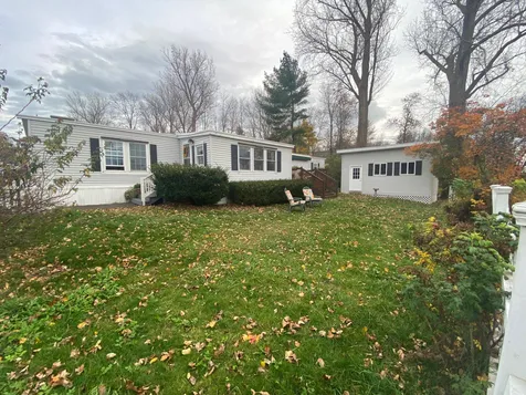272 Penny Lane Shelburne VT 05482