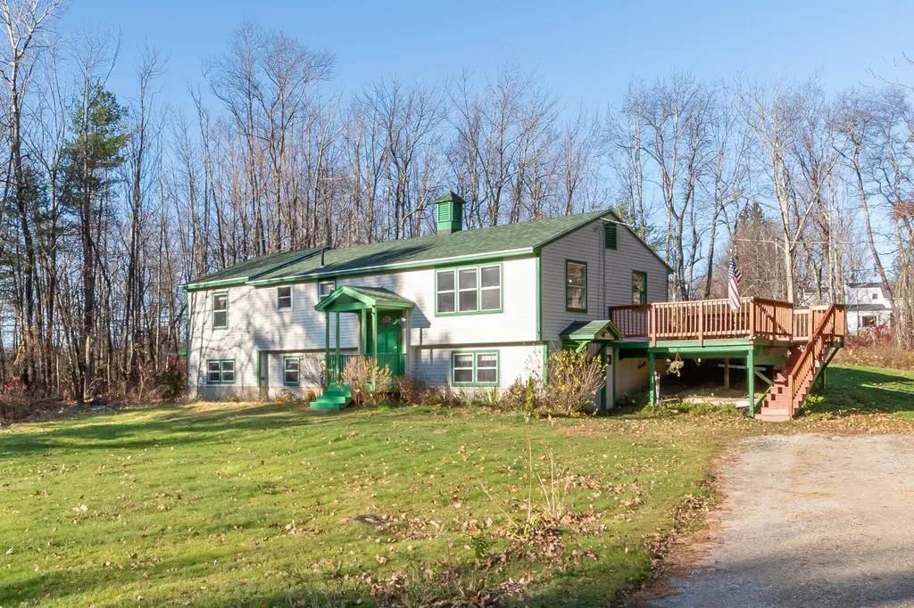 26 Windemere Heights Laconia NH 03246