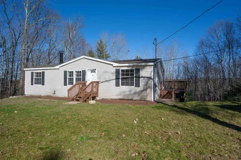 46 Governors Road Wakefield NH 03872