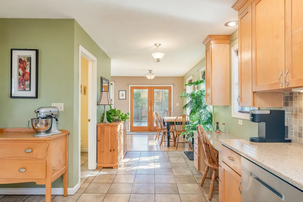 22 Fiddlehead Lane Rochester NH 03867