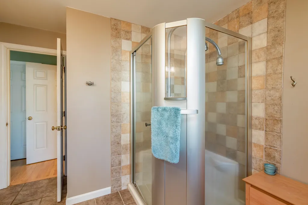 22 Fiddlehead Lane Rochester NH 03867