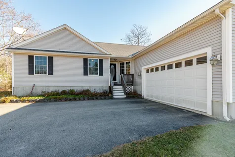 22 Fiddlehead Lane Rochester NH 03867