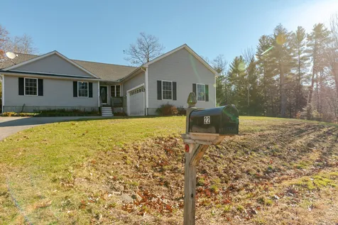 22 Fiddlehead Lane Rochester NH 03867