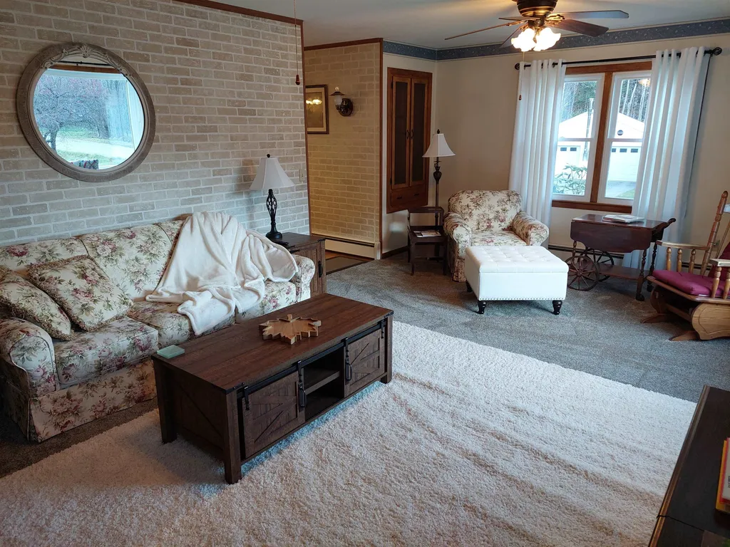 247 Cavendish Road Chester VT 05143