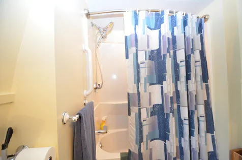 18 Elm Drive York ME 03909