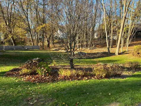 18 Elm Drive York ME 03909