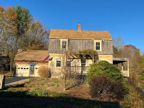 18 Elm Drive York ME 03909