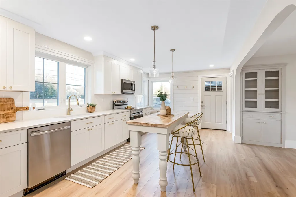 218 Railroad Street Milton VT 05468