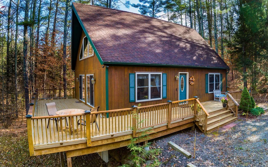 32 Collins Brook Road Meredith NH 03253