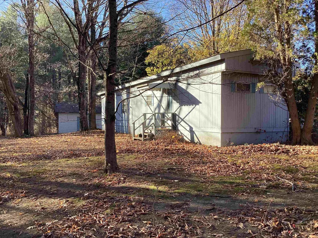 194 Branch Road Roxbury NH 03431