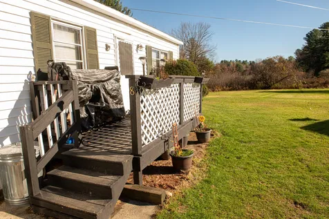 8 Darlene Lane Litchfield NH 03052