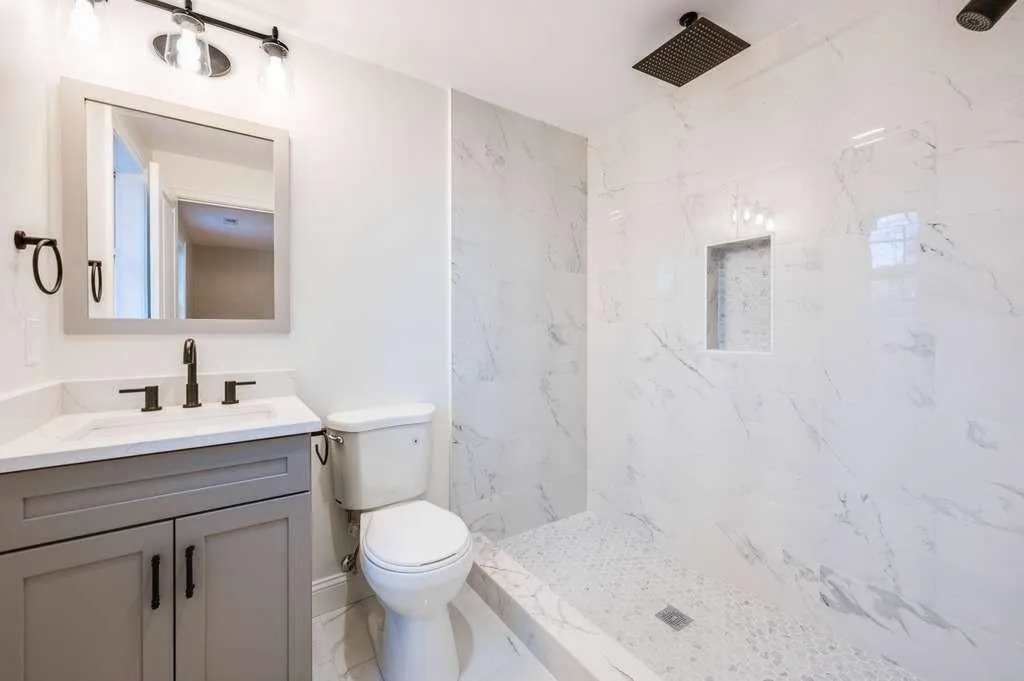 6 Burnham Avenue Durham NH 03824