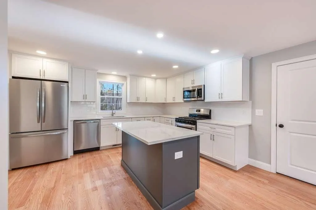 6 Burnham Avenue Durham NH 03824