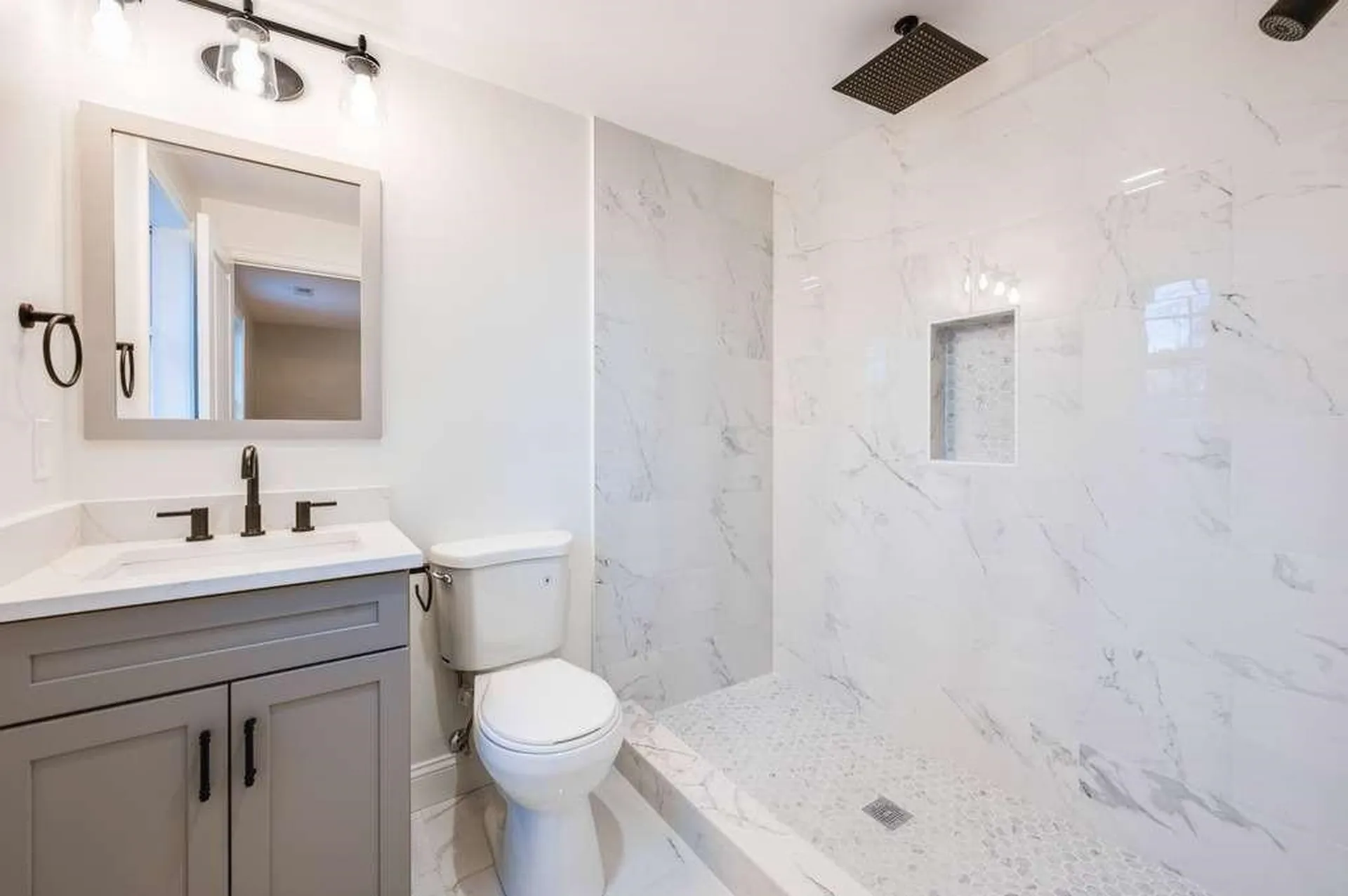 6 Burnham Avenue Durham NH 03824