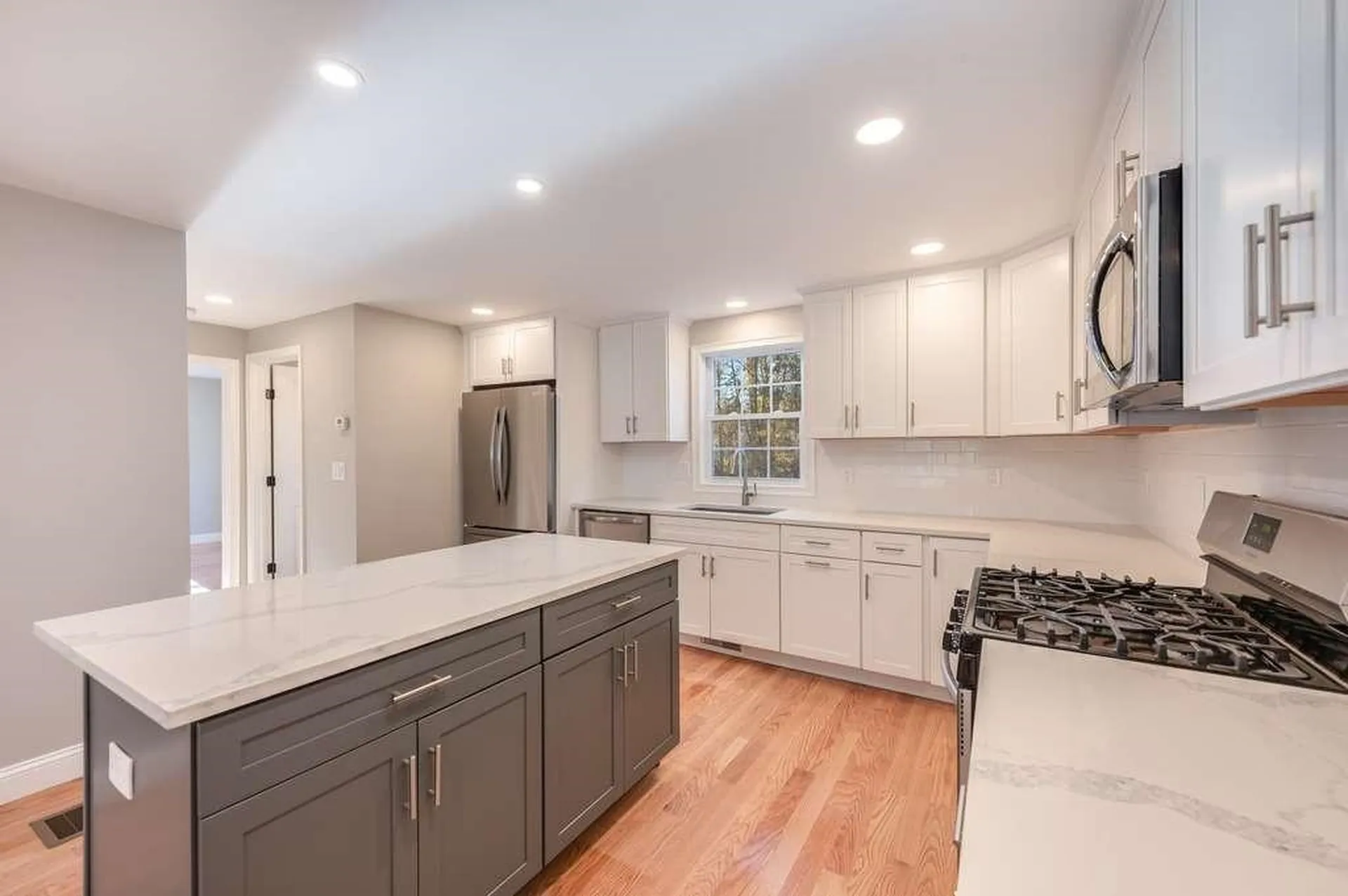 6 Burnham Avenue Durham NH 03824