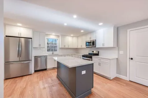 6 Burnham Avenue Durham NH 03824