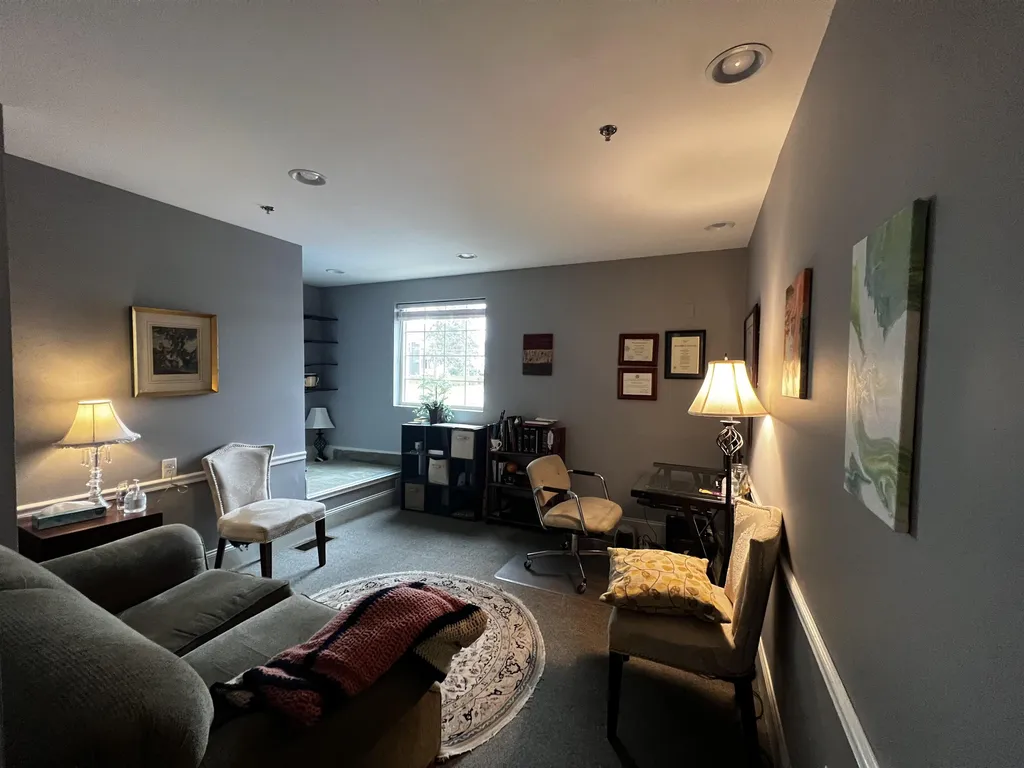 138 Coolidge Avenue Manchester NH 03102