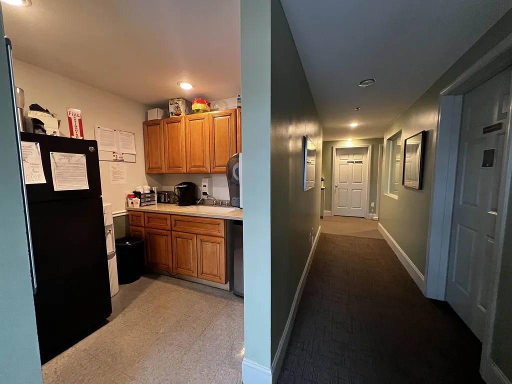 138 Coolidge Avenue Manchester NH 03102