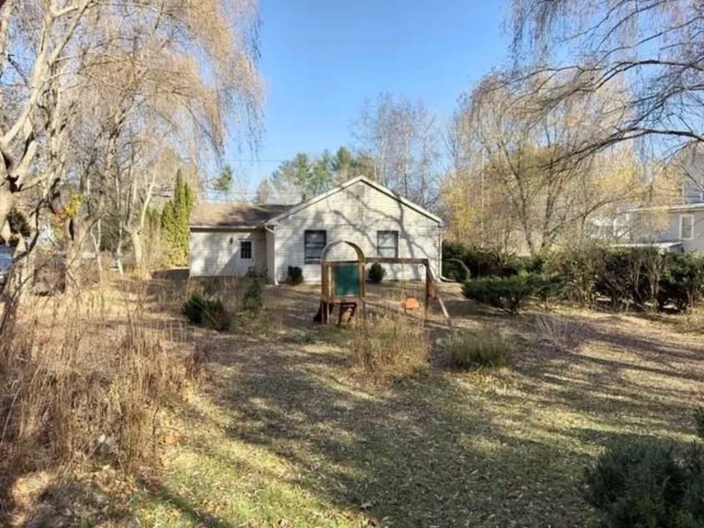 2 Barrows Street Lebanon NH 03766