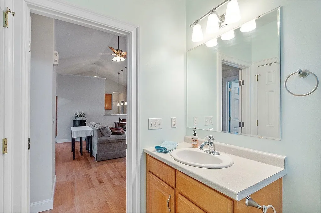 25 Bela Brook Lane Concord NH 03301