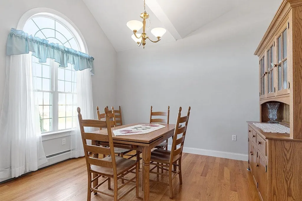 25 Bela Brook Lane Concord NH 03301