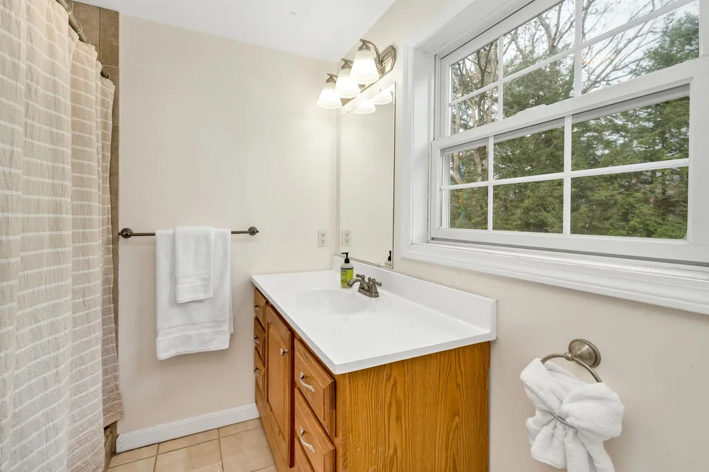 7 Lovejoy Road Milford NH 03055